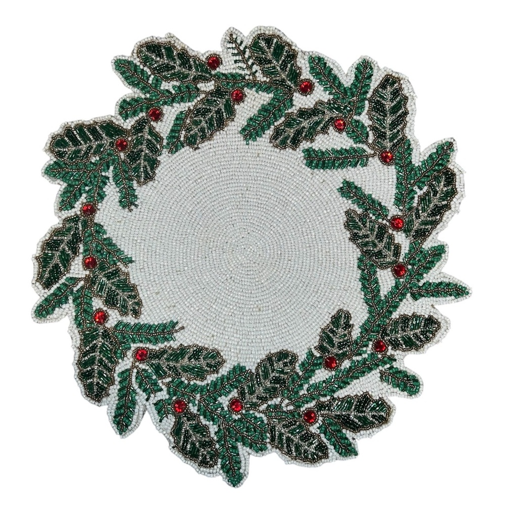 x4 CYNTHIA ROWLEY 15” Beaded Christmas HOLLY Wreath Placemat Charger NEW